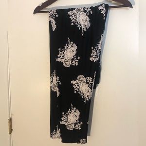 NWOT Tall & Curvy LLR Leggings